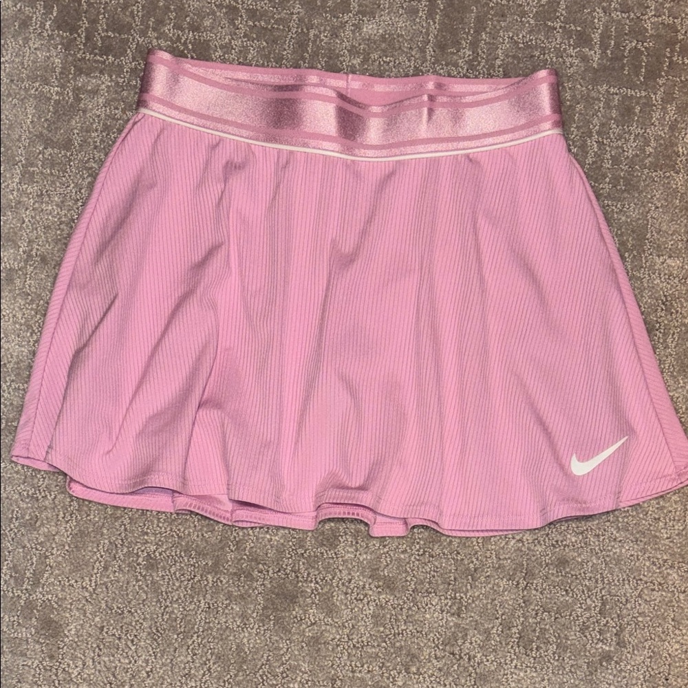 Nike Women's Skater Skirt in Soft Pink